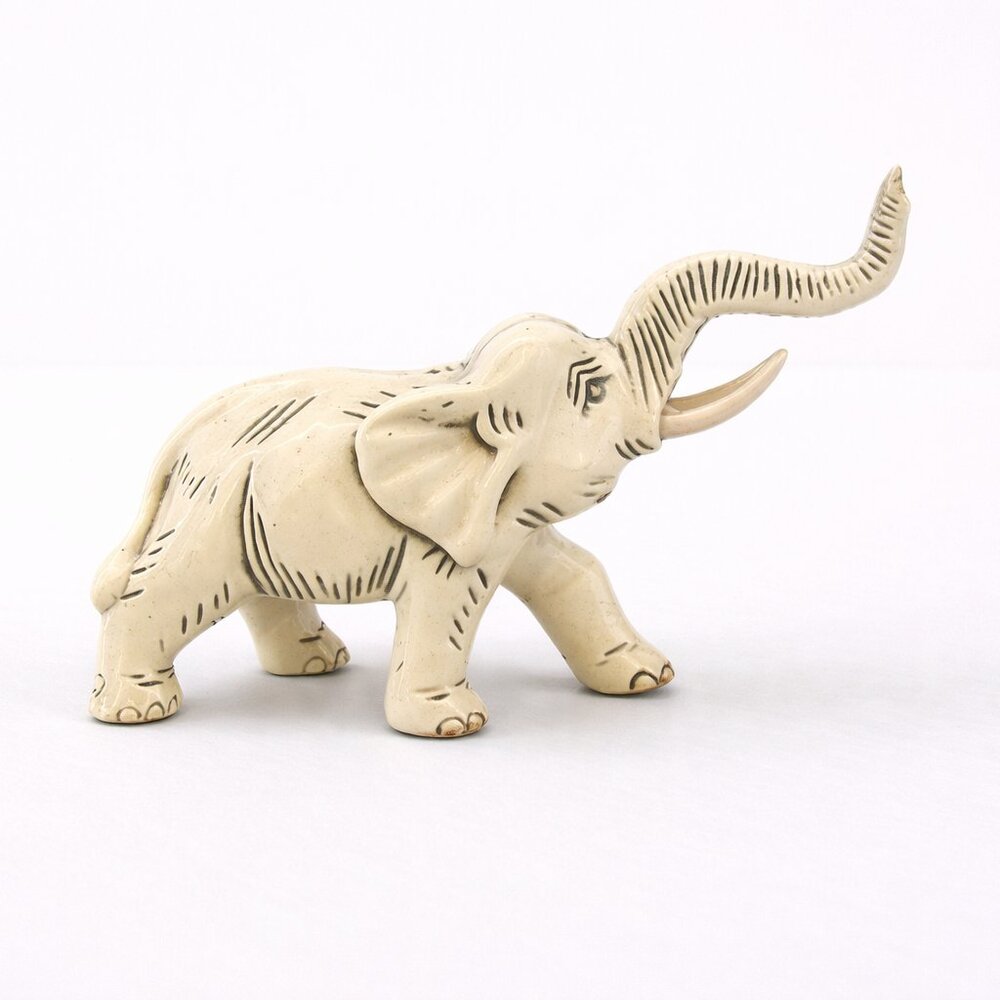 Vintage Plastic Hollow Ivory Elephant Toy figurine